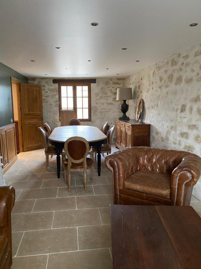 La Maison Du Caillou Bed and Breakfast Pontarme Εξωτερικό φωτογραφία