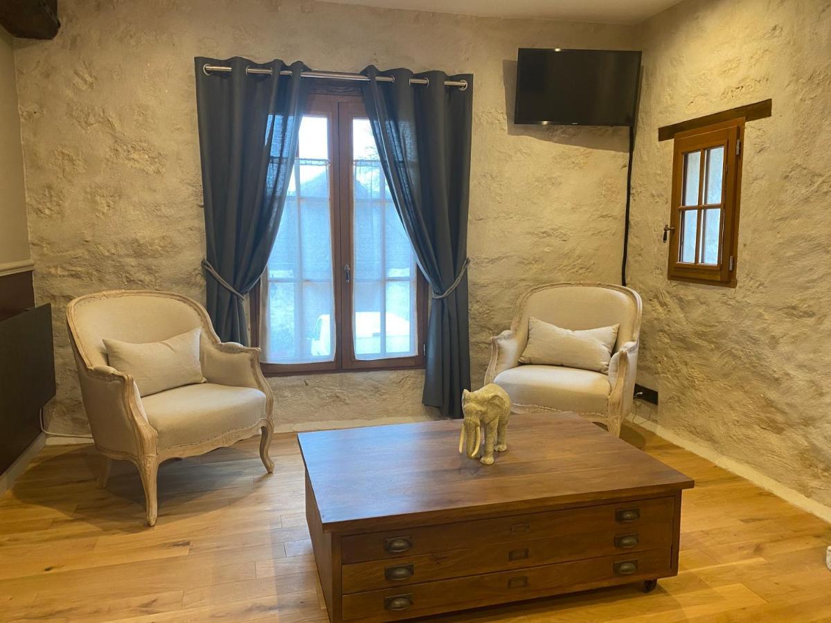 La Maison Du Caillou Bed and Breakfast Pontarme Εξωτερικό φωτογραφία